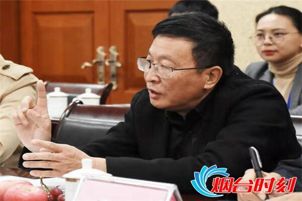 黨組成員、調(diào)研員陳英明介紹煙臺(tái)信用體系建設(shè)情況