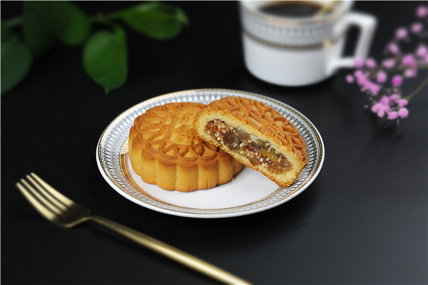 藍(lán)白食品魯味什錦月餅
